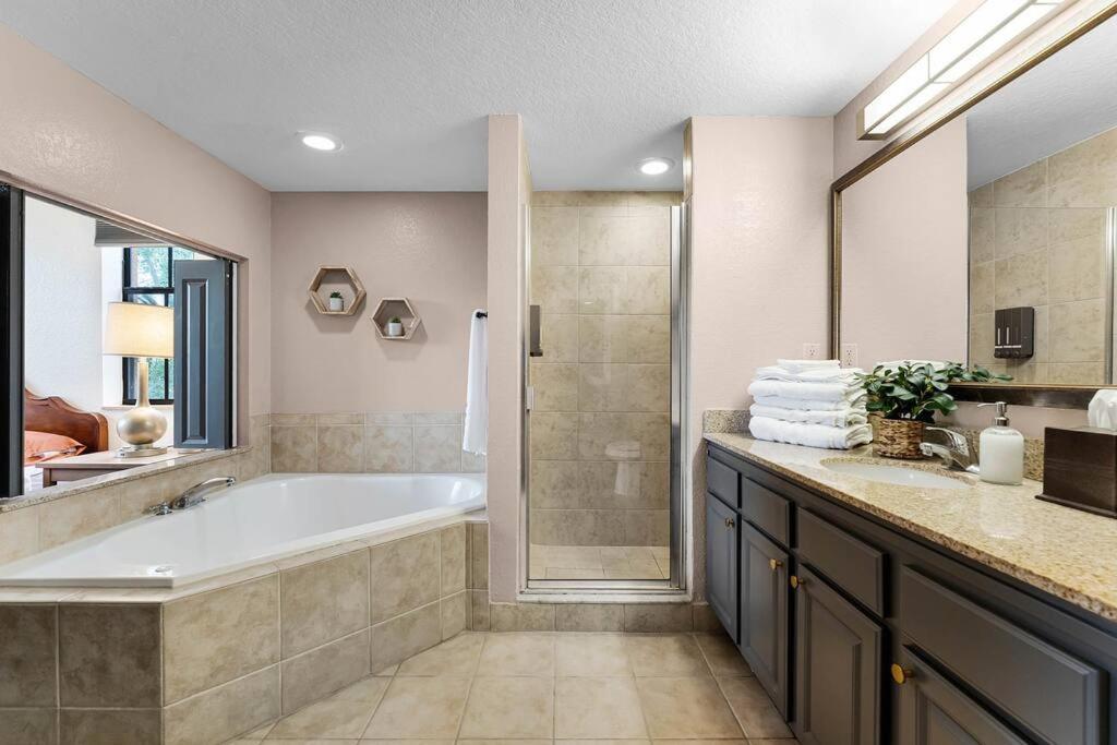 Designer Corner Suite 3Br/2Ba - Disney, Universal, Convention Center & Seaworld Orlando Exterior foto